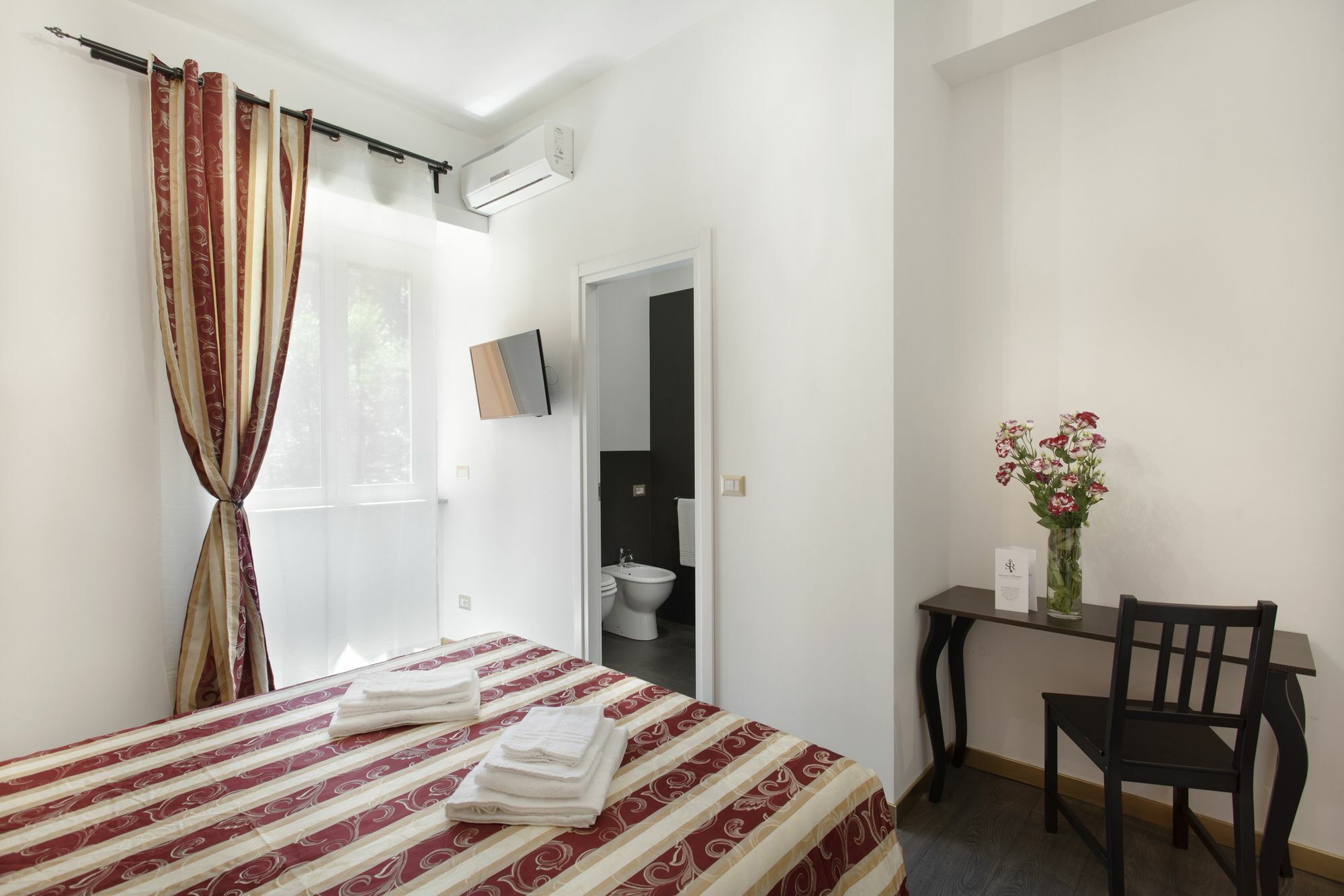 Secret Rhome Rome Luaran gambar
