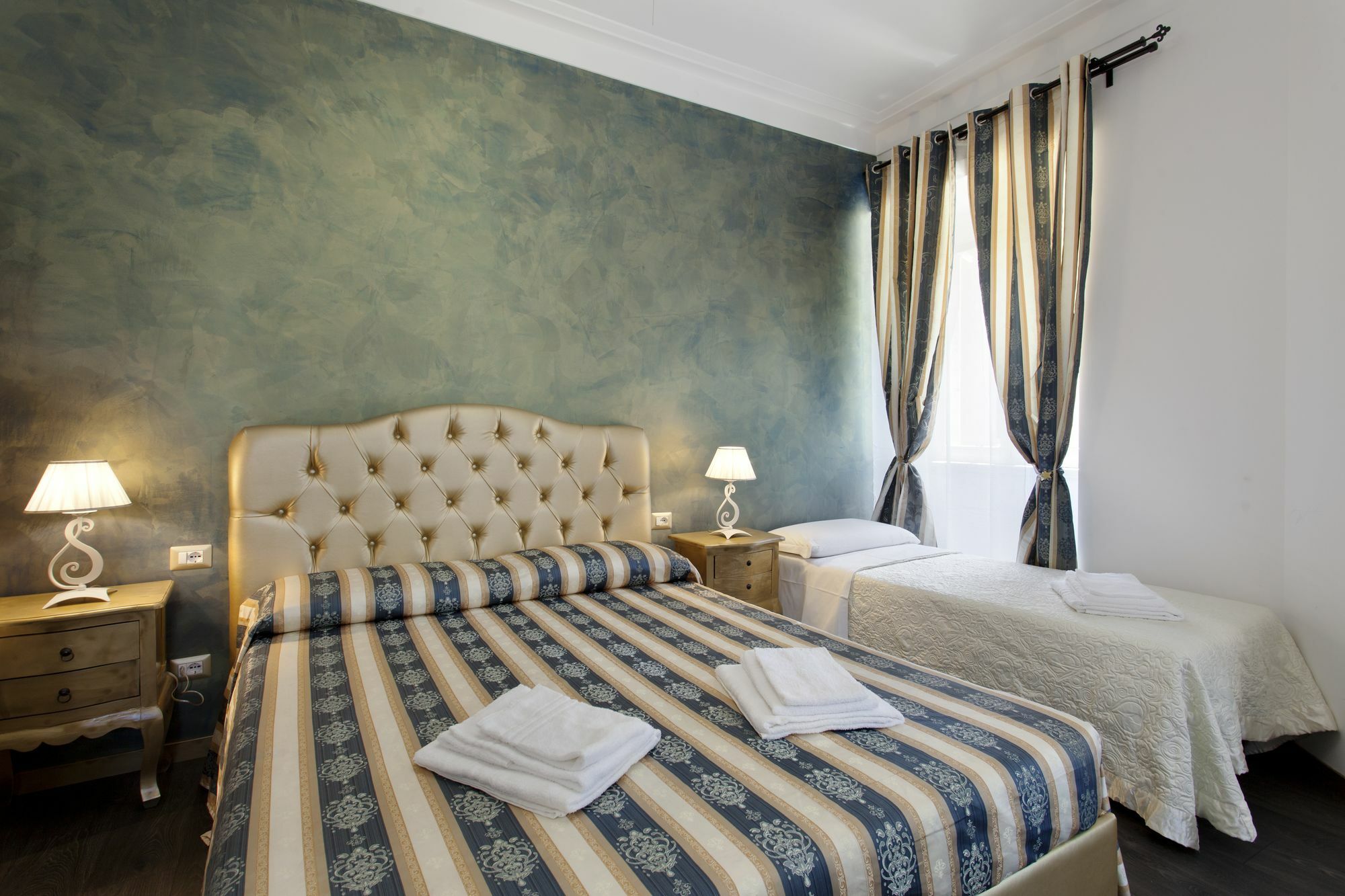 Secret Rhome Rome Luaran gambar